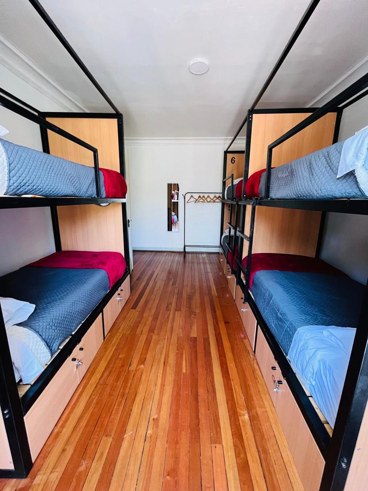 Enjoy Hostel ซานติอาโก ภายนอก รูปภาพ